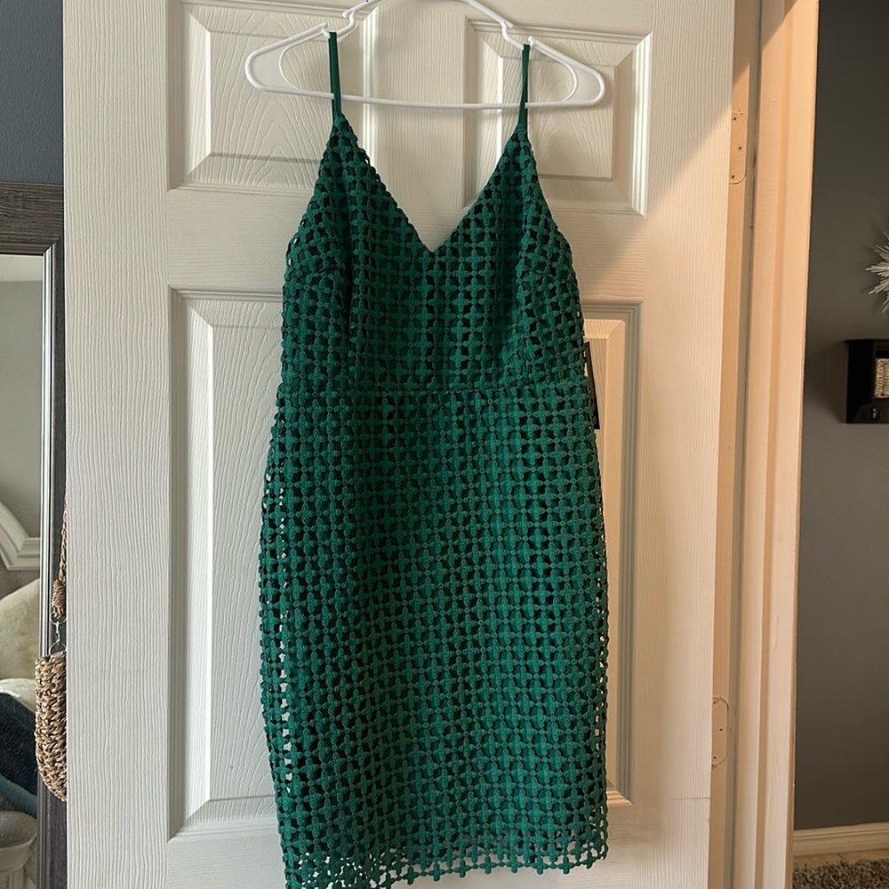 BNWT Lulu’s Green Textured Mini Dress
